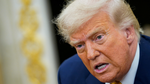 Desde que regresó a la Casa Blanca, el presidente estadounidense lidera una diplomacia agresiva contra los cárteles y considera que Canadá y México no hacen lo suficiente para combatir la entrada de fentanilo. Lo esgrimió como excusa para amenazarlos con aranceles.

Para más información del tema, visita: https://www.eleconomista.com.mx/politica/donald-trump-insiste-carteles-droga-control-fuerte-sobre-mexico-20250716-768459.html

¡Síguenos en nuestras redes sociales para mantenerte informado!

Twitter: https://twitter.com/eleconomista 
Facebook: https://www.facebook.com/ElEconomista.mx
Instagram: https://www.instagram.com/eleconomistamx
LinkedIn: https://www.linkedin.com/company/el-economista/

#ElEconomista #EETV