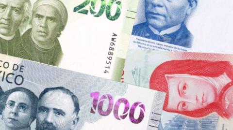 El tipo de cambio baja luego de que el gobernador de la Fed, Christopher Waller, dijo ayer que sigue creyendo que el banco central debería recortar las tasas. 

Para más información del tema, visita: https://www.eleconomista.com.mx/mercados/precio-dolar-hoy-18-julio-2025-cuanto-cotiza-20250718-768782.html 

¡Síguenos en nuestras redes sociales para mantenerte informado! 

Twitter: https://twitter.com/eleconomista 
Facebook: https://www.facebook.com/ElEconomista.mx 
Instagram: https://www.instagram.com/eleconomistamx 
LinkedIn: https://www.linkedin.com/company/el-economista/ 

#ElEconomista #EETV  #Tipodecambio