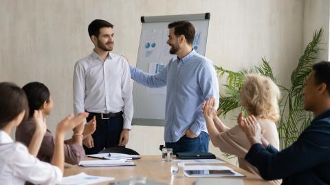 Las comparaciones entre áreas o empleados crea rivalidades tóxicas.