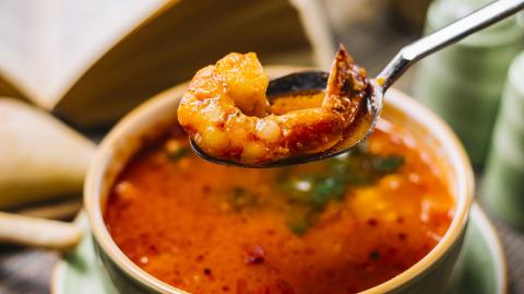 Caldo de camarón