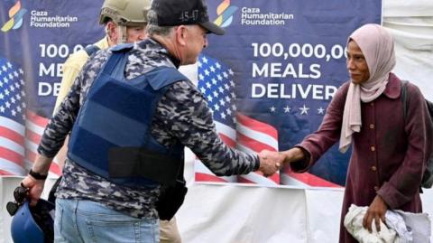 Las negociaciones indirectas entre Hamás e Israel encaminadas a garantizar un alto el fuego de 60 días terminaron la semana pasada en punto muerto.

Para más información del tema, visita: https://www.eleconomista.com.mx/internacionales/enviado-eu-dice-familias-rehenes-israelies-trabaja-plan-finalizar-guerra-gaza-20250802-770975.html

¡Síguenos en nuestras redes sociales para mantenerte informado!

Twitter: https://twitter.com/eleconomista 
Facebook: https://www.facebook.com/ElEconomista.mx
Instagram: https://www.instagram.com/eleconomistamx
LinkedIn: https://www.linkedin.com/company/el-economista/
T

#ElEconomista #EETV