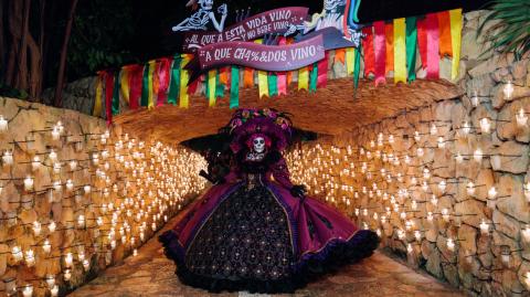 Espacios para conmemorar el Día de Muertos en Parque Xcaret