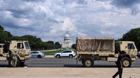 Vehículos de la Guardia Nacional en Washington. Foto: AFP