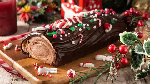 Tronco de Navidad con galletas Marías.