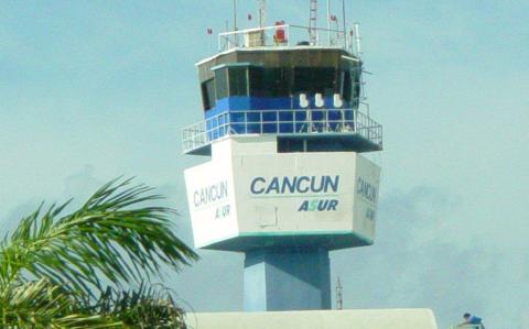 Asur administra el aeropuerto de Cancún, su plaza más importante.