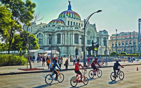 Para el 2025, el IMEF espera un crecimiento económico de 1.5% contra 1.6% que se pronosticaba en julio. Foto: Shutterstock