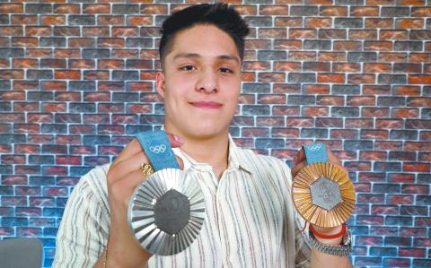 Osmar Olvera Ibarra (Ciudad de MÈxico, 5 de junio de 2004)2? es un clavadista mexicano, ganador de la medalla de plata en el trampolÌn de 3 m sincronizado y medalla de bronce en trampolÌn de 3 m individual en los Juegos OlÌmpicos de ParÌs 2024. Foto: Fernando Villa del Angel