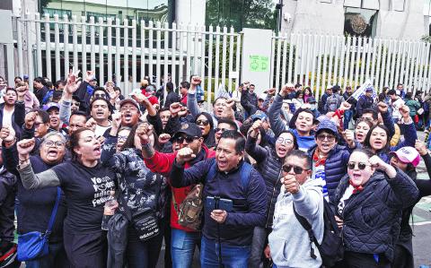 PROTESTAS DE TRABAJADORES DEL PJF EN LA SEDE DEL  CJF DE AVENIDA DE LOS INSURGENTES. PROTESTAS PODER JUDICIAL.