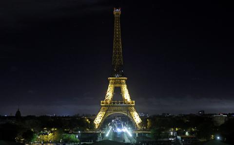 Torre Eiffel  (París, Francia)