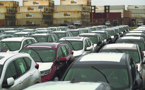 FORT LAUDERDALE, FL - MAY 22: New vehicles are seen at the Horizon Terminal as they await to be exported from Port Everglades on May 22, 2018 in Fort Lauderdale, Florida. Today, China’s Finance Ministry announced that it would cut tariffs on imported cars to 15 percent of their wholesale value, from 25 percent.   Joe Raedle/Getty Images/AFP (Photo by JOE RAEDLE / GETTY IMAGES NORTH AMERICA / Getty Images via AFP)