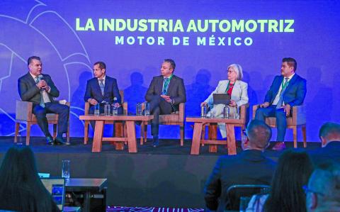 FORO "DRIVE FORWARD SUMMIT" . FOTO: HUGO SALAZAR/ EL ECONOMISTA.