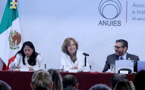 Rosaura Ruiz en Reunión de la ANUIES