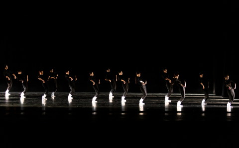 Mujer Dance Company.