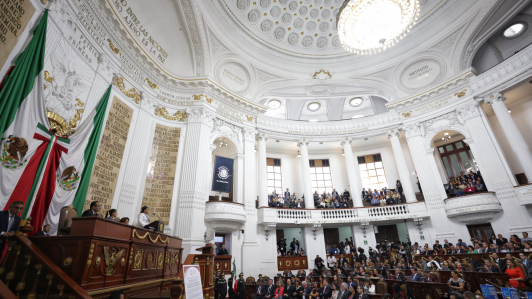 Clara Brugada rinde protesta como jefa de Gobierno de la CDMX