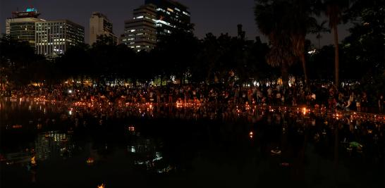 Festival de la segunda luna llena o Yi Peng en Tailandia. Foto: Reuters