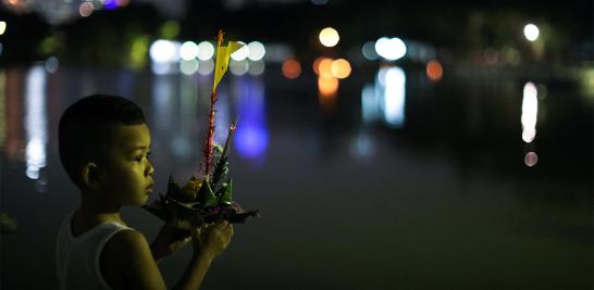 Festival de la segunda luna llena o Yi Peng en Tailandia. Foto: Reuters