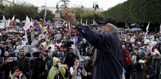 FILE PHOTO: Mexican presidential pre-candidate Andres Manuel Lopez Obrador of the National Regeneration Movement (MORENA) gives a speech to supporters during a pre-campaign rally in Queretaro - FILE PHOTO: Mexican presidential pre-candidate Andres Manuel Lopez Obrador of the National Regeneration Movement (MORENA) gives a speech to supporters during a pre-campaign rally in Queretaro, Mexico February 9, 2018. REUTERS/Henry Romero/File Photo