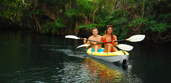 Además de practicar snorkel, el parque natural permite paseos en Kayak y navegar por los ríos que cruzan la propiedad. Fotos: Cortesía