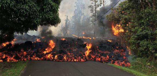 La actividad del volcán Kilauea paró momentáneamente. La pausa es probablemente temporal y la reanudación de emisiones de lava o brotes de fisuras adicionales son posibles en cualquier momento, indicó el Servicio Geológico de Estados Unidos (USGS).