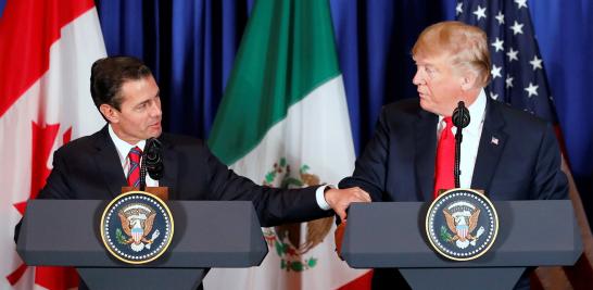 Los mandatarios Enrique Peña Nieto, Donald Trump y Justin Trudeau firmaron el Tratado entre México, Estados Unidos y Canadá (T-MEC) que sustituirá al TLCAN en el marco de la cumbre del G20 en Buenos Aires. Tras la firma de los mandatarios, el acuerdo debe ser ratificado por los congresos de los tres países para su entrada en vigor.