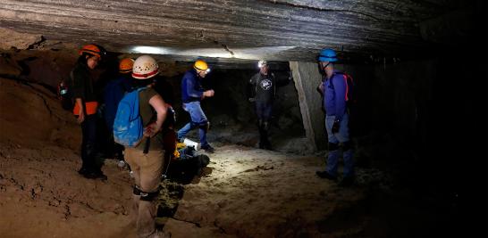 La Universidad Hebrea de Jerusalén anunció el hallazgo de la cueva de sal más larga del mundo llamada Malham, que se extiende por más de 10 kilómetros, lo que, aseguran, le quita ese título a Irán que lo había mantenido durante 13 años. La cueva atraviesa el monte Sedom, la montaña más grande de Israel, adyacente al Mar Muerto.