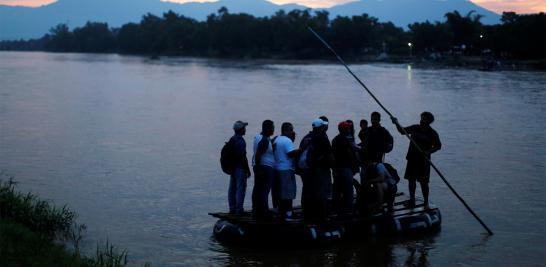 El gobierno mexicano tiene previsto enviar esta semana a 6,000 elementos de la Guardia Nacional a la frontera de México con Guatemala y Belice, afín de cumplir con una de las medidas acordadas con Estados Unidos para frenar la inmigración irregular hacia ese país. El trabajo de México en la contención de migrantes centroamericanos, particularmente en once municipios fronterizos, se evaluarán en 45 días, dijo el secretario de Relaciones Exteriores, Marcelo Ebrard, y si México logra reducir el número de migrantes que entran al país, se demostrará que los pasos tomados por el gobierno mexicano han funcionado.