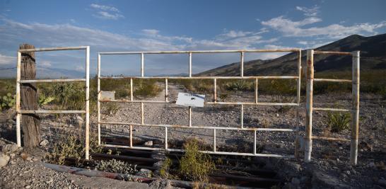 Con cauce en el río Mezquites, Saca Salada se extiende por 80 kilómetros con dirección al municipio de Monclova, hasta alcanzar las parcelas agrícolas del Ejido Ocho de Enero del municipio de Frontera.