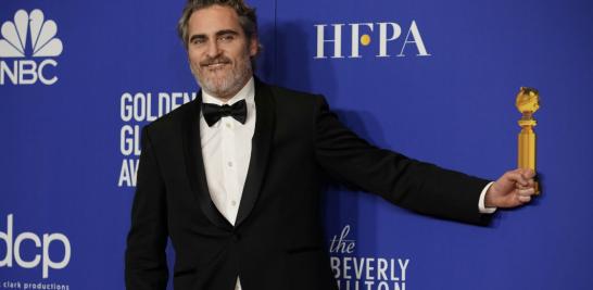 Joaquin Phoenix consiguió el Globo de Oro como Mejor actor de película drama por su papel en Joker. Foto: Reuters