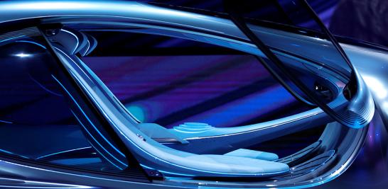 Una vista de la cabina del auto concepto Mercedes-Benz Vision AVTR. FOTO: REUTERS