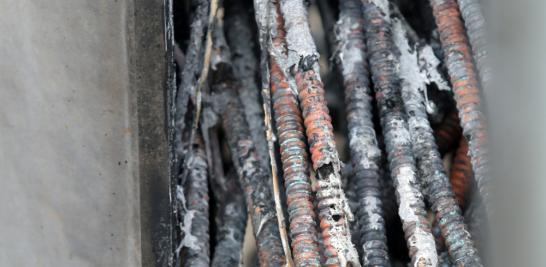 La BBC también informó que tres torres de 5G fueron incendiadas durante el fin de semana en todo Reino Unido y que las noticias falsas sobre la relación Covid-19/5G se transmitieron por Facebook y Nextdoor. Foto: Reuters.