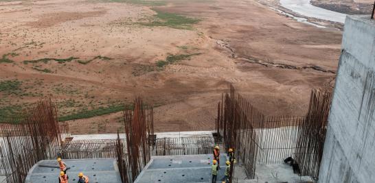 El Río Nilo, que fluye a lo largo de unos 6,000 kilómetros, es una fuente de aprovisionamiento de agua esencial para una decena de países del este de África. Fotos: Reuters.