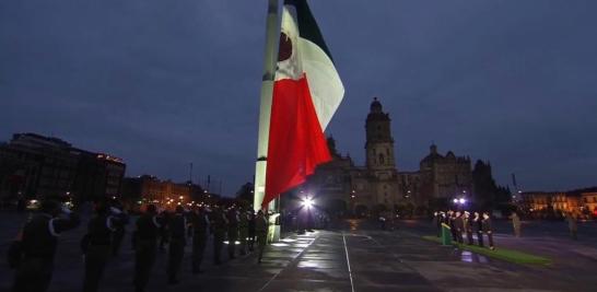 Fotos: Gobierno de México y Reuters.