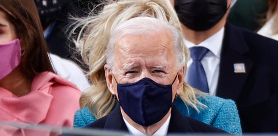 "Hemos llegado tan lejos, pero todavía tenemos que ir más lejos", dijo Joe Biden, y aseguró en su mensaje inaugural que queda mucho por "sanar". Foto: Reuters