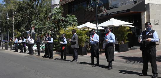 La Canirac recuerda que al inicio de la pandemia de Covid-19 en la Zona Metropolitana del Valle de México se han cerrado 13,500 establecimientos, lo que se traduce en más de 80,000 empleos perdidos. Foto EE: Rosario Servin