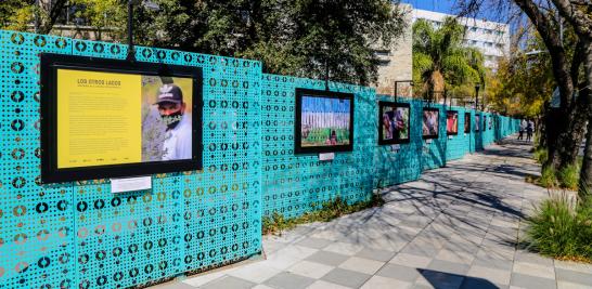 En la galería abierta del Distrito Tec, en Monterrey, Fundación Femsa, inauguró la muestra Los Otros Lados, producto del trabajo de inserción realizado durante varios meses por siete artistas de la imagen.. Foto EE: Cortesía 