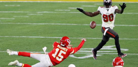 La apuesta de Brady se confirmó ganadora en el Super Bowl ante los poderosos Chiefs y su mariscal de campo Patrick Mahomes, neutralizado por la defensa de los Buccaneers en la noche en que esperaba levantar su segundo título con solo 25 años. Foto: Reuters