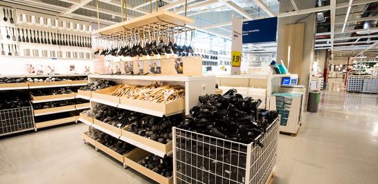 En el primer piso de la tienda se encuentran: vajillas y utensilios de cocina, textiles, alfombras, blancos, accesorios para baño, entre otros productos. Foto EE: Cortesía IKEA