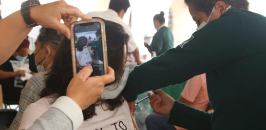 Las mujeres embarazadas fueron incluidas en la actual fase del plan de vacunación contra Covid-19. Foto EE: Rosario Servin