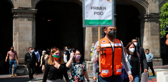 La jefa de Gobierno de la Ciudad de México, Claudia Sheinbaum, reportó que durante el simulacro funcionaron 99% de los altavoces instalados en la capital del país. Foto EE: Rosario Servin