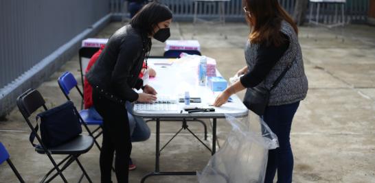 El INE reportó que desde las 8:00 horas de este 1 de agosto, ya se encuentran instaladas más del 93.04% de las casillas previstas en todo el país para recibir la votación de ciudadanos en la consulta popular sobre hechos políticos del pasado. Foto EE: Eric Lugo