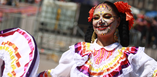 Más de mil participantes conformaron el desfile. Foto EE: Eric Lugo