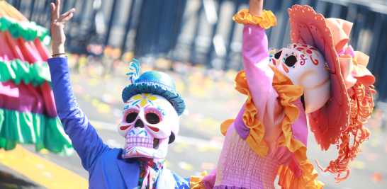 Celebrando la vida fue uno de los temas centrales del Desfile Internacional de Día de Muertos 2021. Foto EE: Eric Lugo