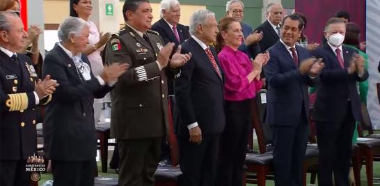 Antes de la ceremonia inaugural, el presidente Andrés Manuel López Obrador ofreció su conferencia matutina en el edificio terminal de pasajeros del AIFA. Foto EE: Especial