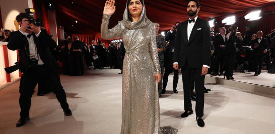 Malala Yousafzai en la alfombra champán de los Premios Oscar 2023. Foto: Reuters