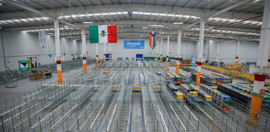 Centro de entrega de última milla de Amazon en la Ciudad de México. Foto: Reuters