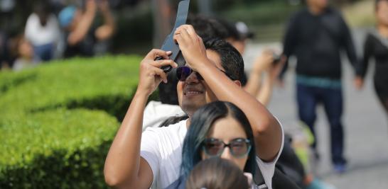 Eclipse solar anular 2023 en la CDMX. Foto EE: Eric Lugo.