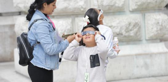 Eclipse solar anular 2023 en la CDMX. Foto EE: Eric Lugo.