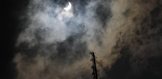 Eclipse solar anular 2023 en la CDMX. Foto EE: Eric Lugo.