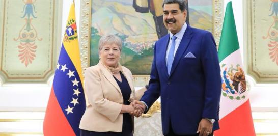 Este lunes, la canciller Alicia Bárcena se encuentra en Caracas, Venezuela, por instrucciones del presidente López Obrador. La titular de la SRE se reunió con el presidente Nicolás Maduro. Foto: Cortesía SRE