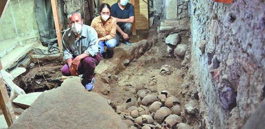 Arqueólogos localizan el costado este y la fachada externa de la torre de cráneos Huei Tzompantli de Tenochtitlan. Foto: Melitón Tapia / INAH